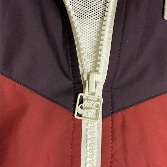 Nike jacket - Picture 4 of 4